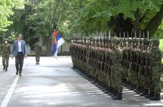 President Vučić visits vaccination point: Thank you to Serbian Armed Forces for taking their task seriously