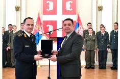 Institucije koje stvaraju vojnike