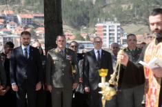 Minister Vučević lays wreath to commemorate Remembrance Day for Victims of NATO Aggression