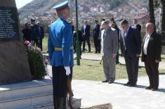 Minister Vučević lays wreath to commemorate Remembrance Day for Victims of NATO Aggression