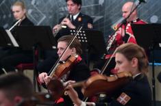 Srpski i britanski vojni orkestar održali koncert u Domu Vojske Srbije 