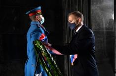 Minister Stefanović lays wreath at Monument to Unknown Hero on Veterans’ Day