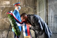 Envoy of the President of the Republic and the Supreme Commander, the Minister of Defence Aleksandar Vulin laid a wreath at the Monument to the Unknown Hero