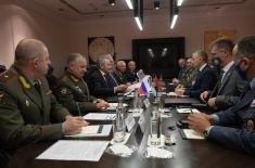 Minister Stefanović meets with Shoigu