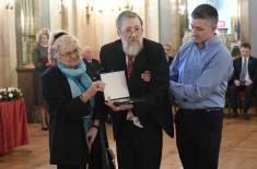 Private 1st Class Uroš Ždero receives Special Plaque for the Noblest Feat of the Year