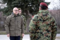 Minister Vučević visits 63rd Parachute Brigade