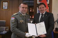 Министар Гашић уручио указе о унапређењима и постављењима на нове дужности у Војсци Србије