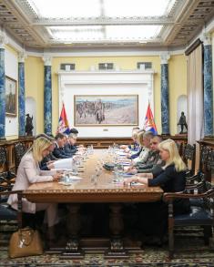 Sastanak ministara Stefanovića i Ružića povodom izrade novog zakona o vojnom obrazovanju 