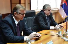 Meeting of the Minister of Defence with the Ambassador of the Republic of Belarus 