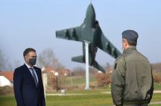 Vojska Srbije dobila prvu ženu pilota jurišnog borbenog aviona "Orao" 