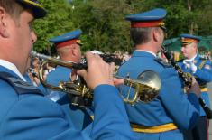 Honorary Artillery Volley to Mark the Serbian Armed Forces Day