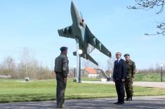 Minister Vučević visits 98th Air Brigade