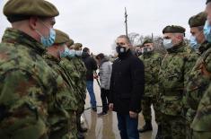 The military assist the flood affected population