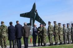 Minister Vučević visits 98th Air Brigade