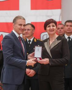 Minister Stefanović presents decorations to members of Ministry of Defence and Serbian Armed Forces