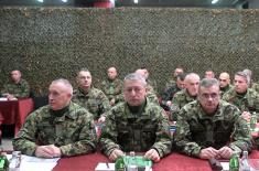 Председник Вучић обишао јединице Војске Србије у Нишу