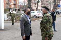 Minister Stefanović visits Military Hospital in Niš: We will beat coronavirus if we are disciplined and responsible