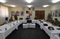 Министар Стефановић обишао Центар за обуку Копнене војске 