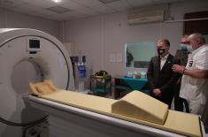 Minister Stefanović puts new scanner into service at Military Medical Academy