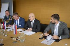Министар Вучевић разговарао са министром одбране Словеније
