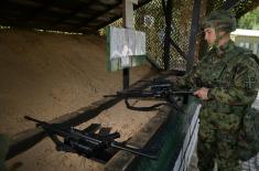 Министар одбране и начелник Генералштаба на Васкрс у бази „Медевце“