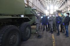 Ministar Vulin: “Zastava TERVO” donirala vojsci novo sanitetsko vozilo koje je završeno za 15 dana 