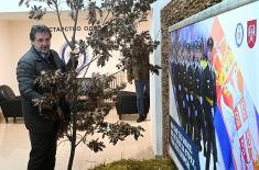 Уношењем бадњака обележен Бадњи дан у Министарству одбране