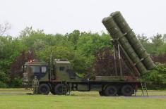 Minister Vučević and Chinese Ambassador Chen Bo shown FK-3 anti-aircraft missile system