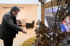 Уношењем бадњака обележен Бадњи дан у Министарству одбране