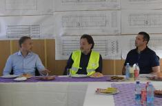 Minister Stefanović visits construction site for new Covid hospital in Novi Sad