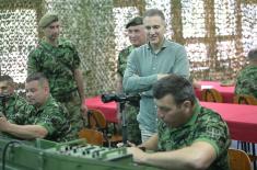 Minister Stefanović Visits 1st Army Brigade Members in Bačka Topola