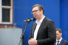 Predsednik i vrhovni komandant Aleksandar Vučić posetio valjevski “Krušik”