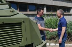 Minister Stefanović visits Military Technical Institute