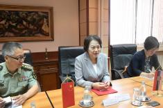 Састанак министра Вулина и амбасадорке НР Кине Чен Бо
