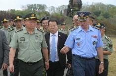 Potpredsednik Centralne vojne komisije NR Kine obišao izložbu „Odbrana 78“
