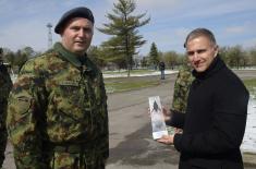  Stefanović with members of 250th Brigade on equipment and salary increase