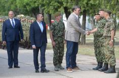 Председник Вучић: Поносан сам на Војску Србије, на људе који увек служе и штите Србију