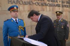 Министар Гашић на обележавању 81. годишњице од ослобођења Београда