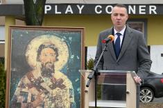 Министар Гашић открио споменик Светом Сави у Крушевцу