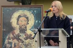 Министар Гашић открио споменик Светом Сави у Крушевцу