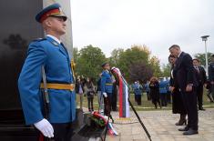 Министар одбране Братислав Гашић положио венце поводом обележавања Дана ослобођења Крушевца 