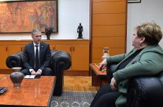 Minister Stefanović meets with Minister of Economy Andjelka Atanaskovic