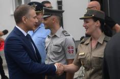 Minister Stefanović attends apartment handover ceremony in Kraljevo: Keep fighting for Serbia the way you always have
