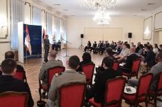 Predavanje ministra Stefanovića polaznicima Instituta za visoke studije bezbednosti iz oblasti nacionalne odbrane Francuske 