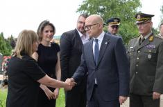 Minister Vučević lays wreath in memory of fallen hero of Paštrik Boško Lemić  