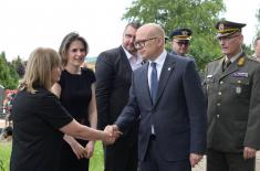 Minister Vučević lays wreath in memory of fallen hero of Paštrik Boško Lemić  