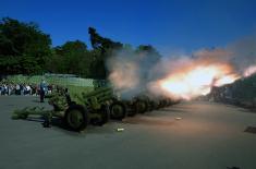 Gun salute to mark Victory Day