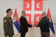 Memorial medals were presented in the Guard Club to the family members of warriors fallen in NATO aggression from the territory of Montenegro