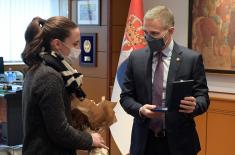 Ministar Stefanović: Ponosni smo na uspeh Jovane Preković