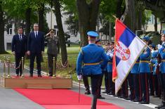 Састанак председника Вучића са највишим руководством система одбране 